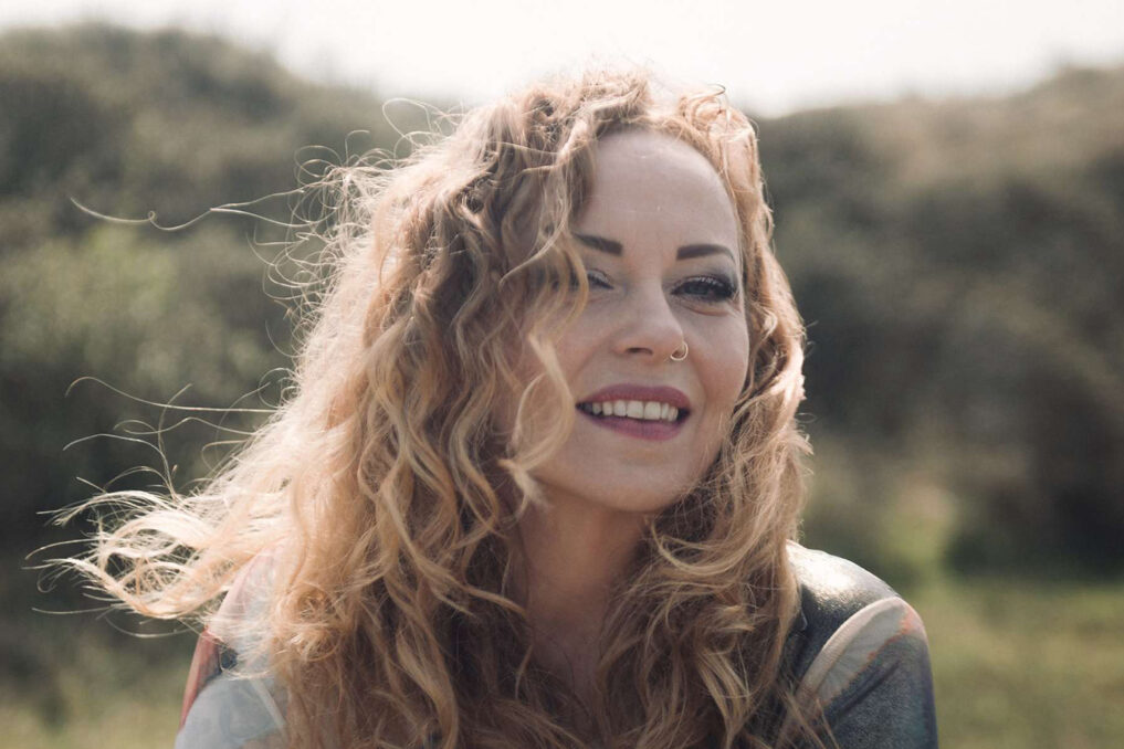 Anneke van Giersbergen.