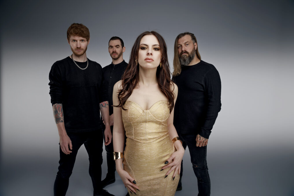 Beyond the Black. Photo by Heilemania.