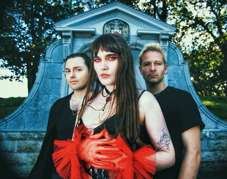 Calva Louise. Photo Credit: Henry Calvert
