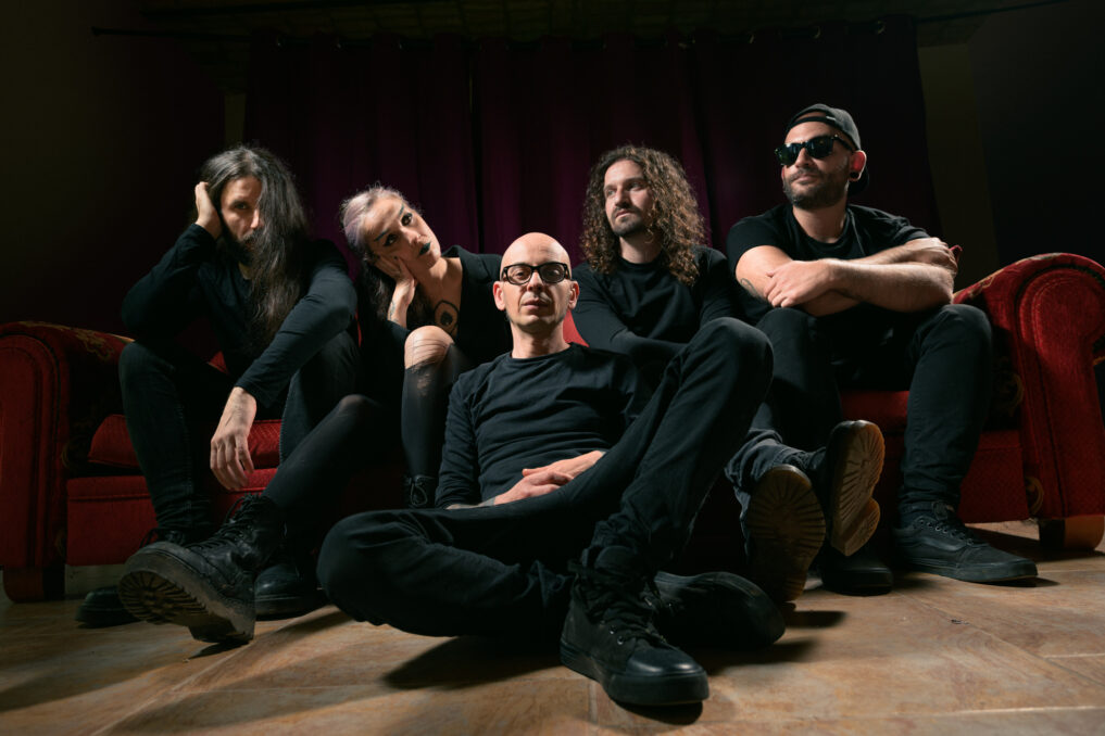 Ponte del Diavolo. Photo by Sergio Bertani. From De Venom Natura.