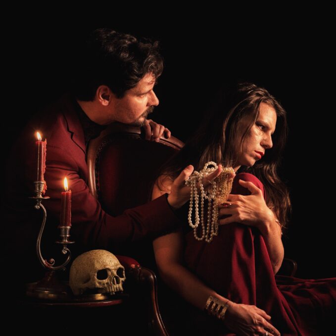 -ii- (Two Eyes). Photo by Benjamin Racine.